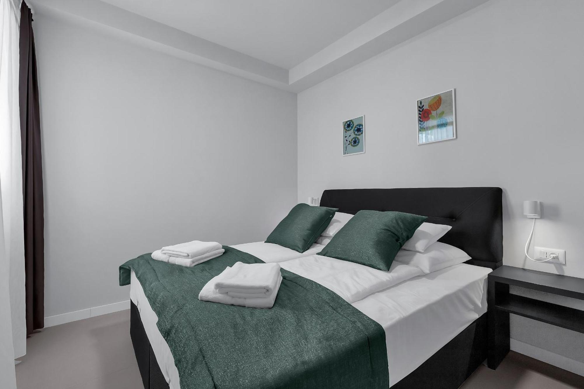 מאקרסקה Dinora Exclusive Apartments מראה חיצוני תמונה